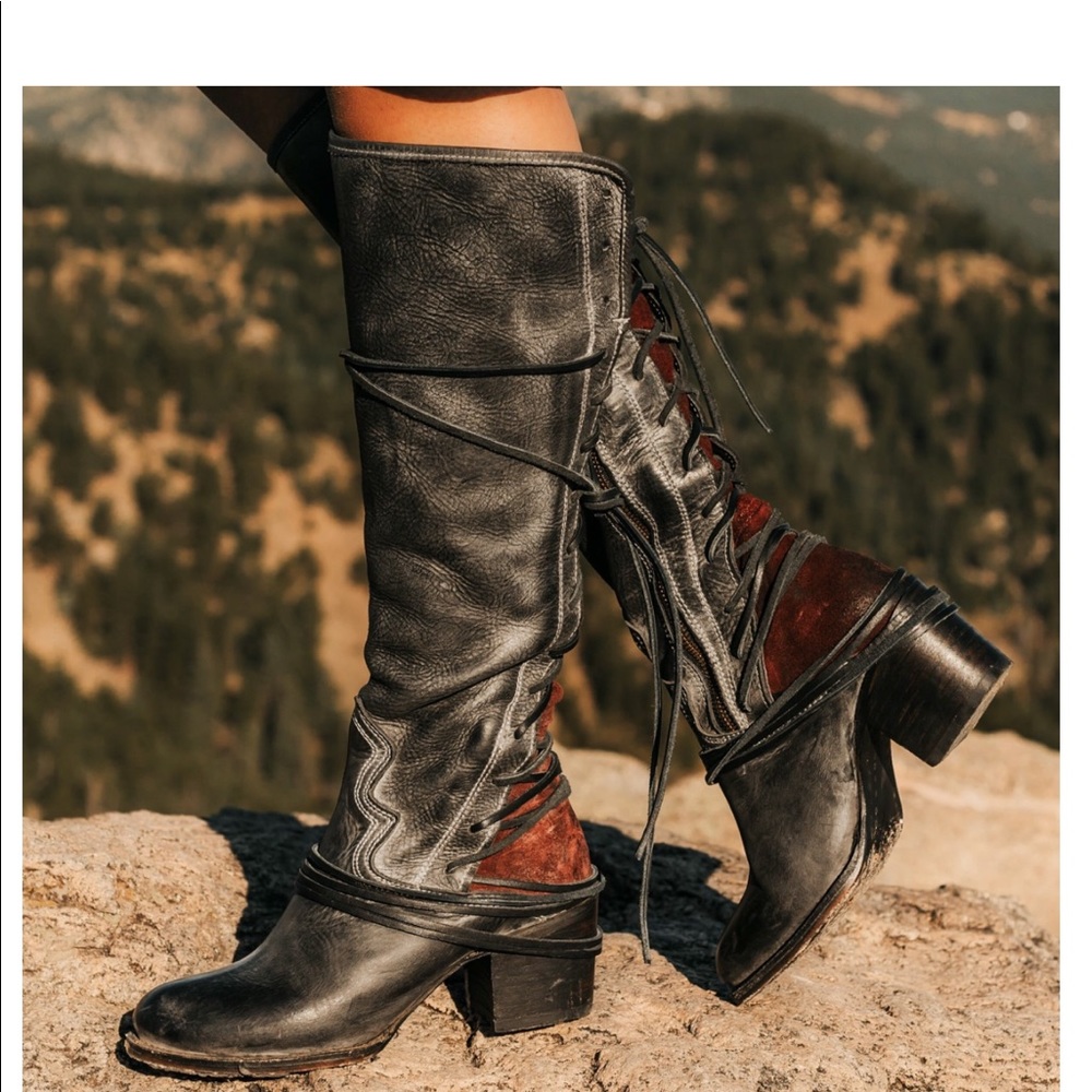 Woman boots